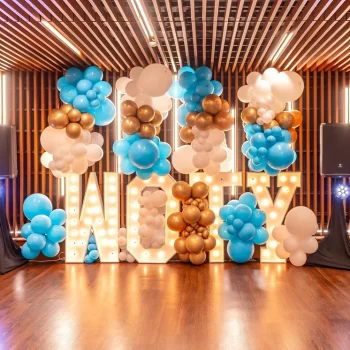 Balloon scape for party